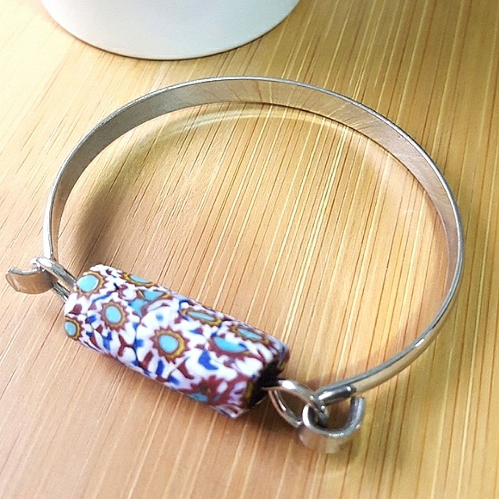 Silver-Tone Bracelet with Polymer Clay  Millefiori Blue Red Floral Pattern